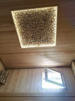 Продажа панно для бани и сауны 1000х1000 "можжевельник" 2d, шлиф., кв.м. в Азнакаево  в интернет-магазине Vseizdereva
